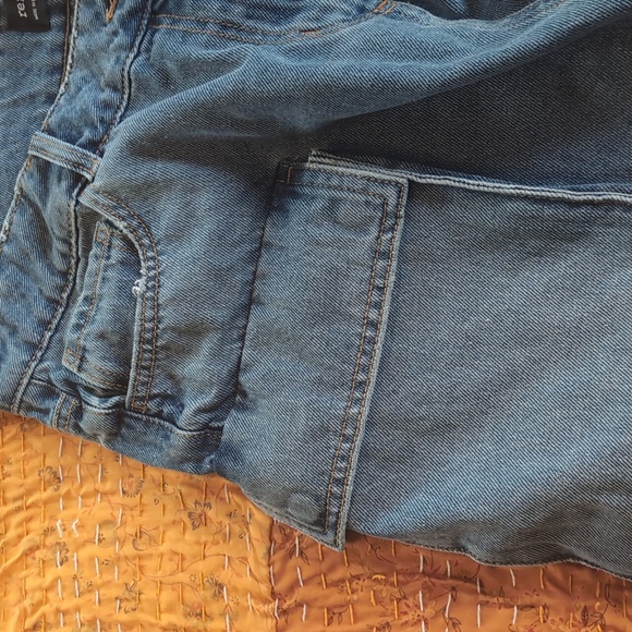 Denim cargo mini skirt - Picture 6 of 7